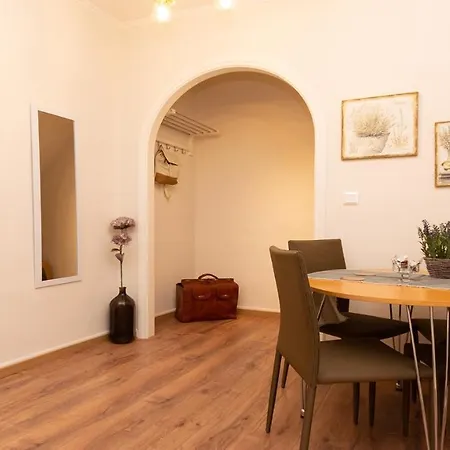 Alex's Cozy Corfu Old Town Appartement